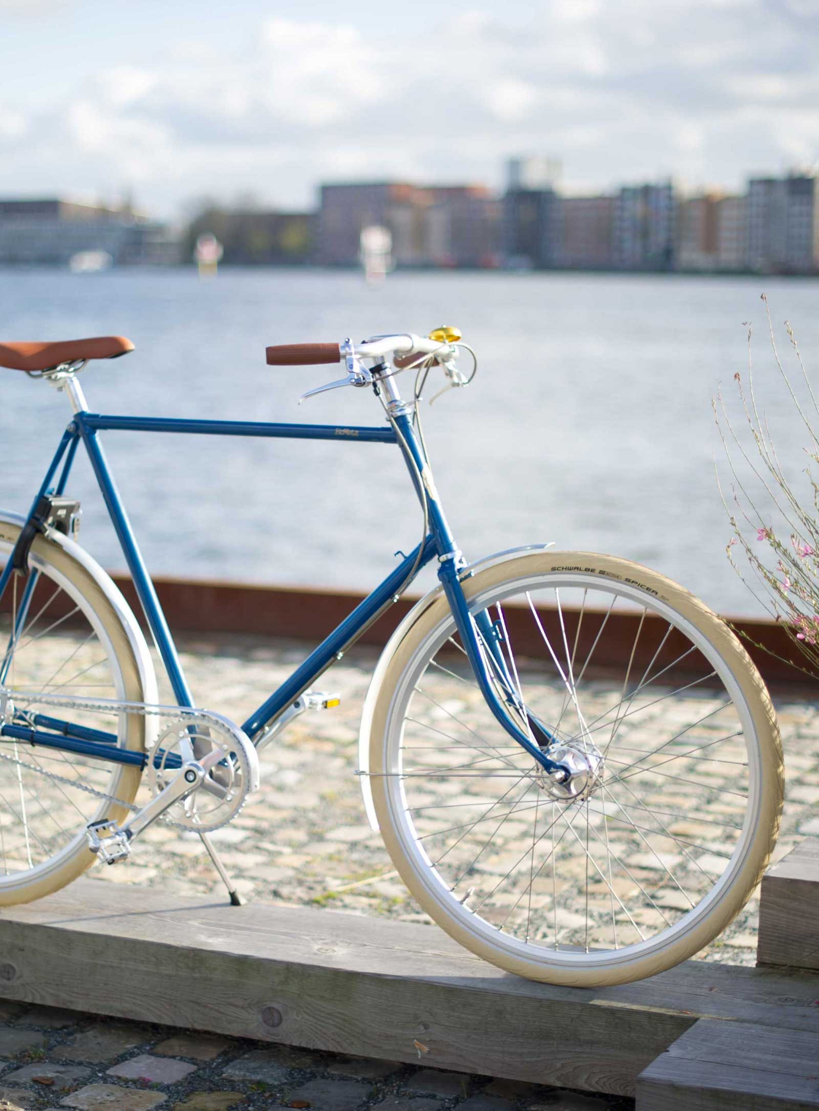 Roetz roetz bikes bij het Rijwielpaleis in Zeist