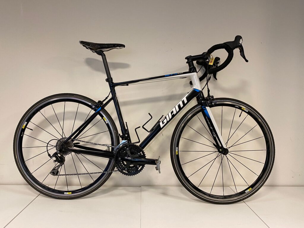 Giant-Defy-ALUX-1024x768.jpeg